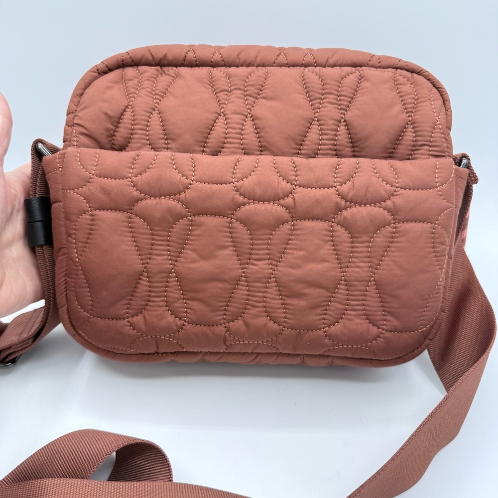 Lululemon Quilted Embrace 4L Crossbody Bag Purse Ancient Copper - Picture 5 of 16